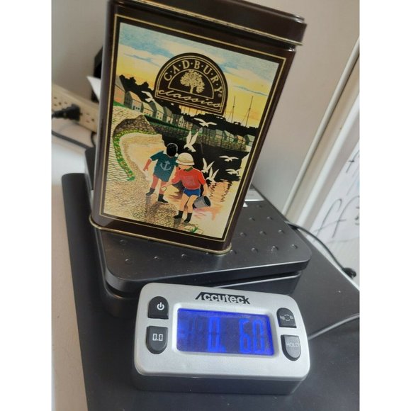 Cadbury Classics Caramello Tin Hershey Food Corp 1990 - Picture 10 of 10